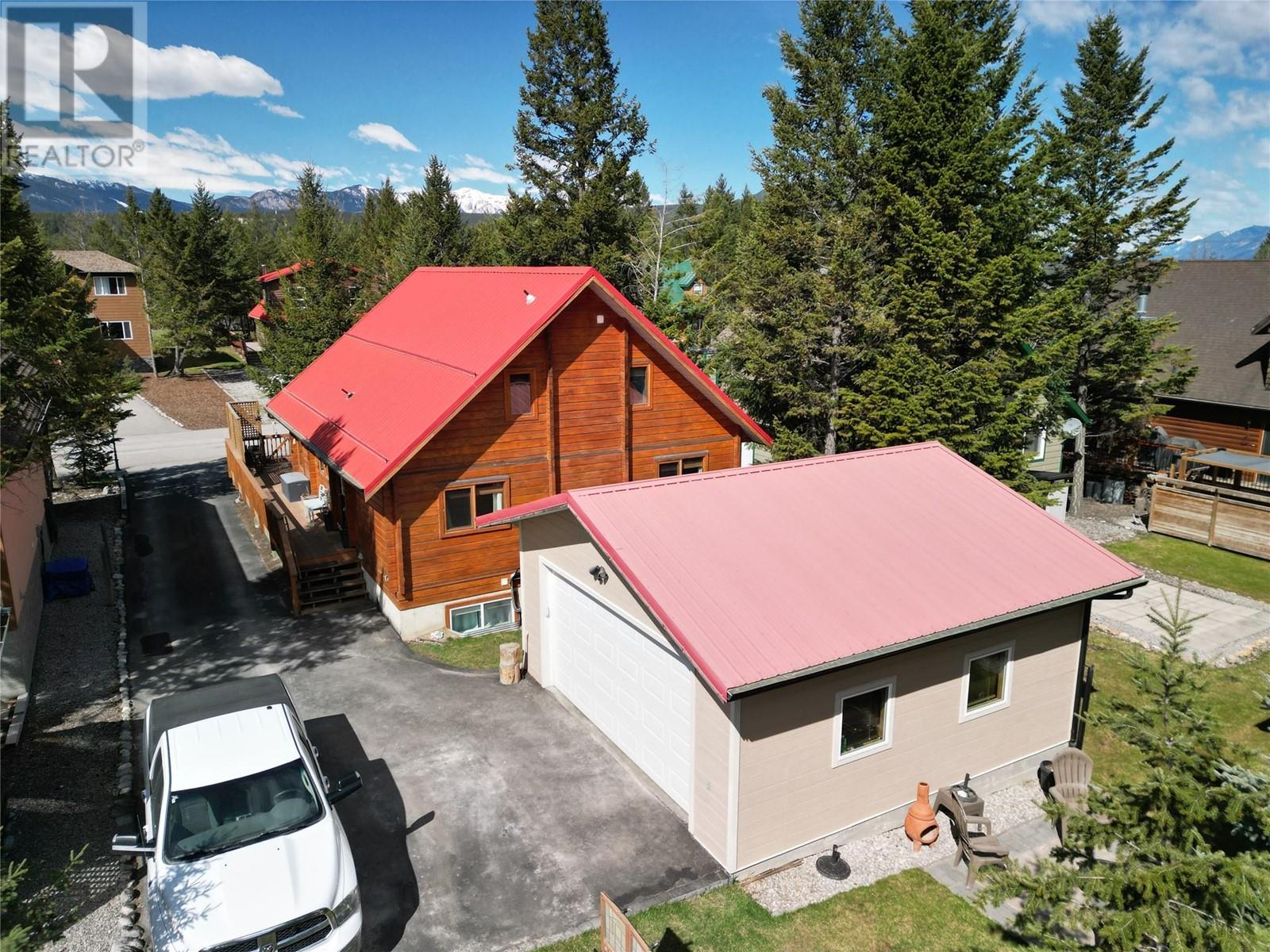 7488 Pine Cone Lane, Radium Hot Springs, British Columbia  V0A 1M0 - Photo 2 - 10344308