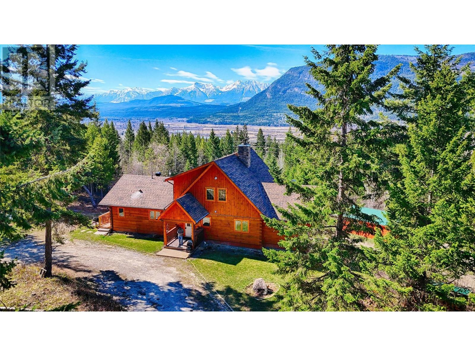 110 Highway 95, Spillimacheen, British Columbia  V0A 1P0 - Photo 2 - 10344507