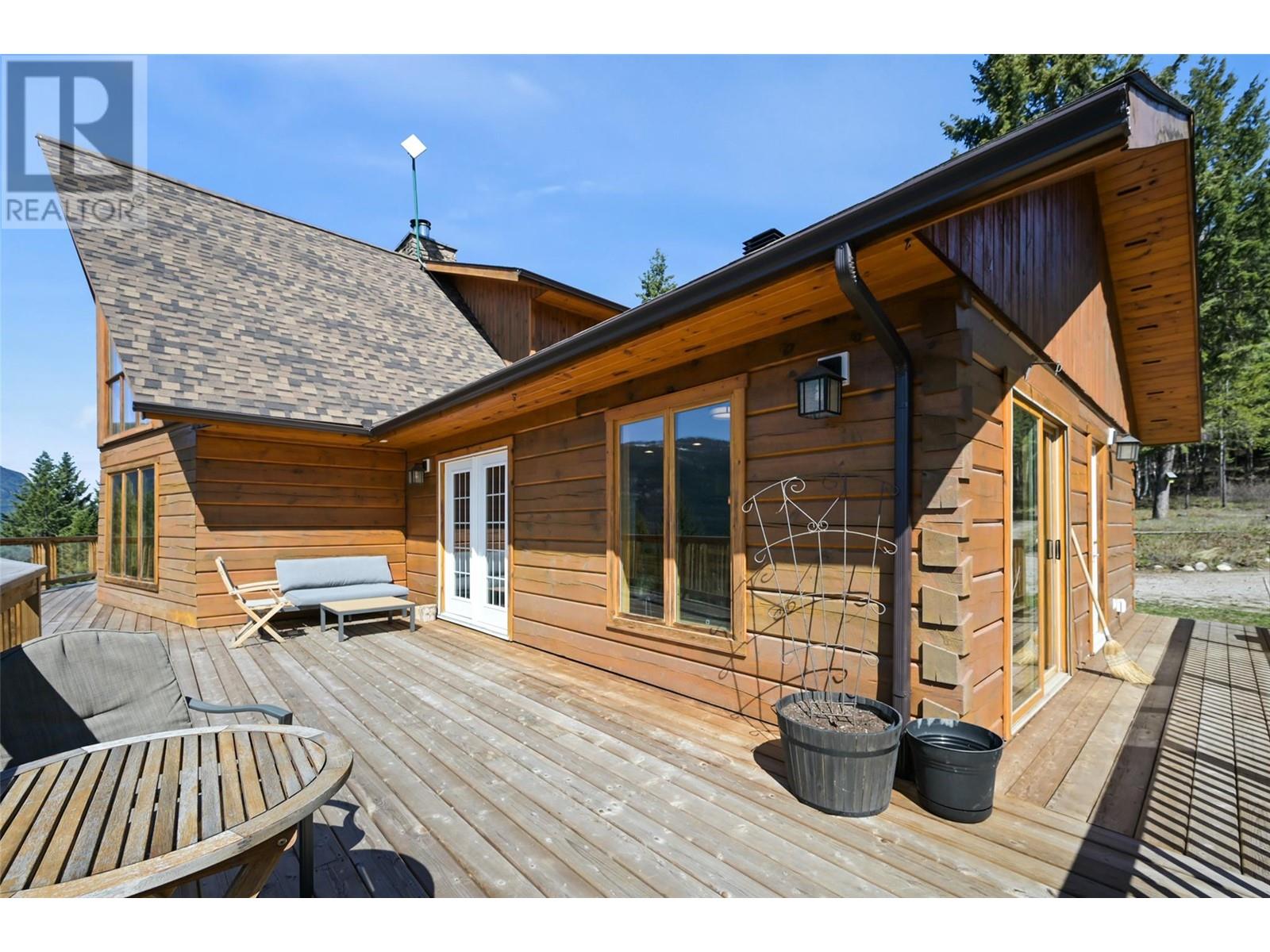 110 Highway 95, Spillimacheen, British Columbia  V0A 1P0 - Photo 31 - 10344507