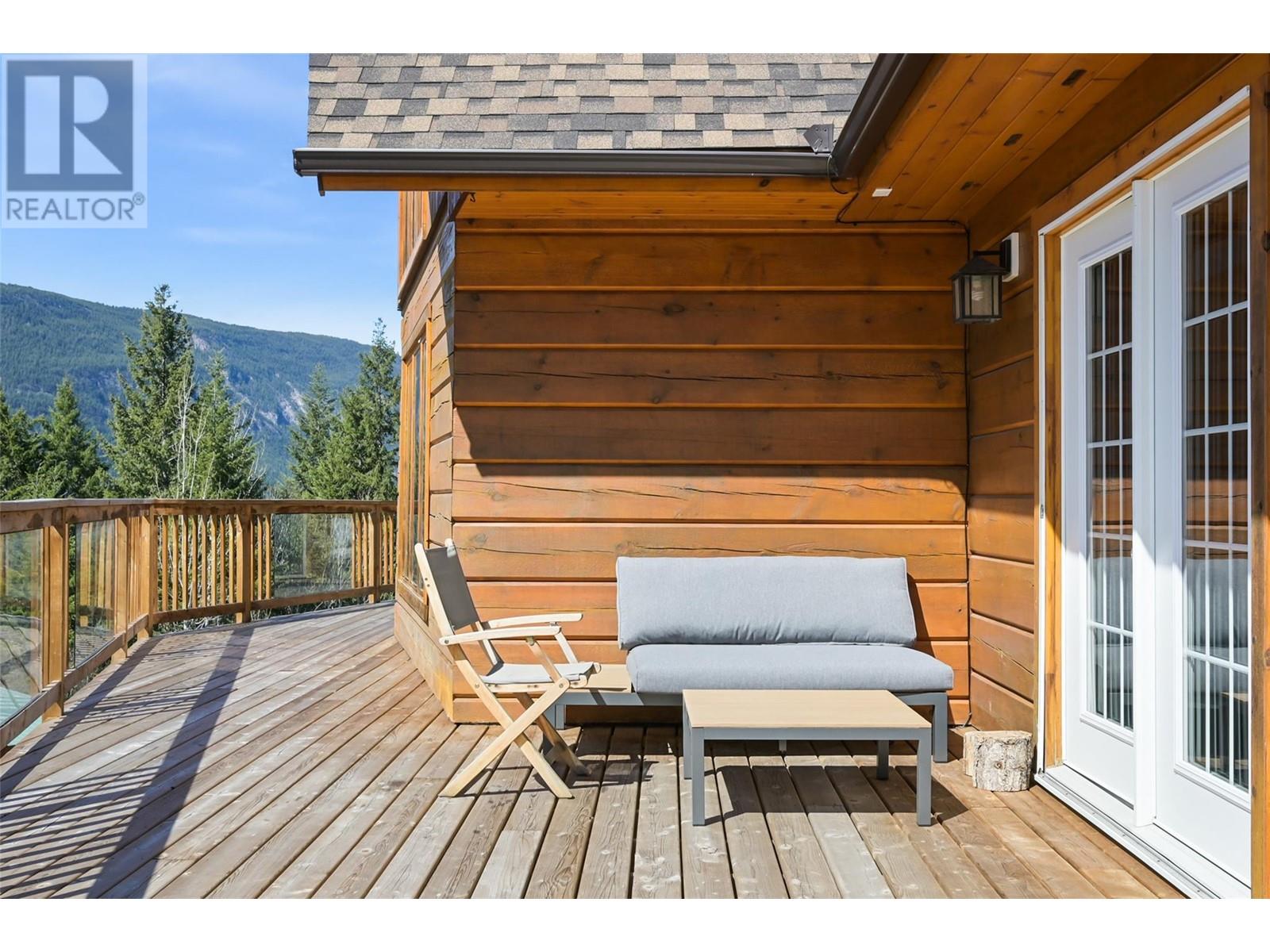 110 Highway 95, Spillimacheen, British Columbia  V0A 1P0 - Photo 32 - 10344507