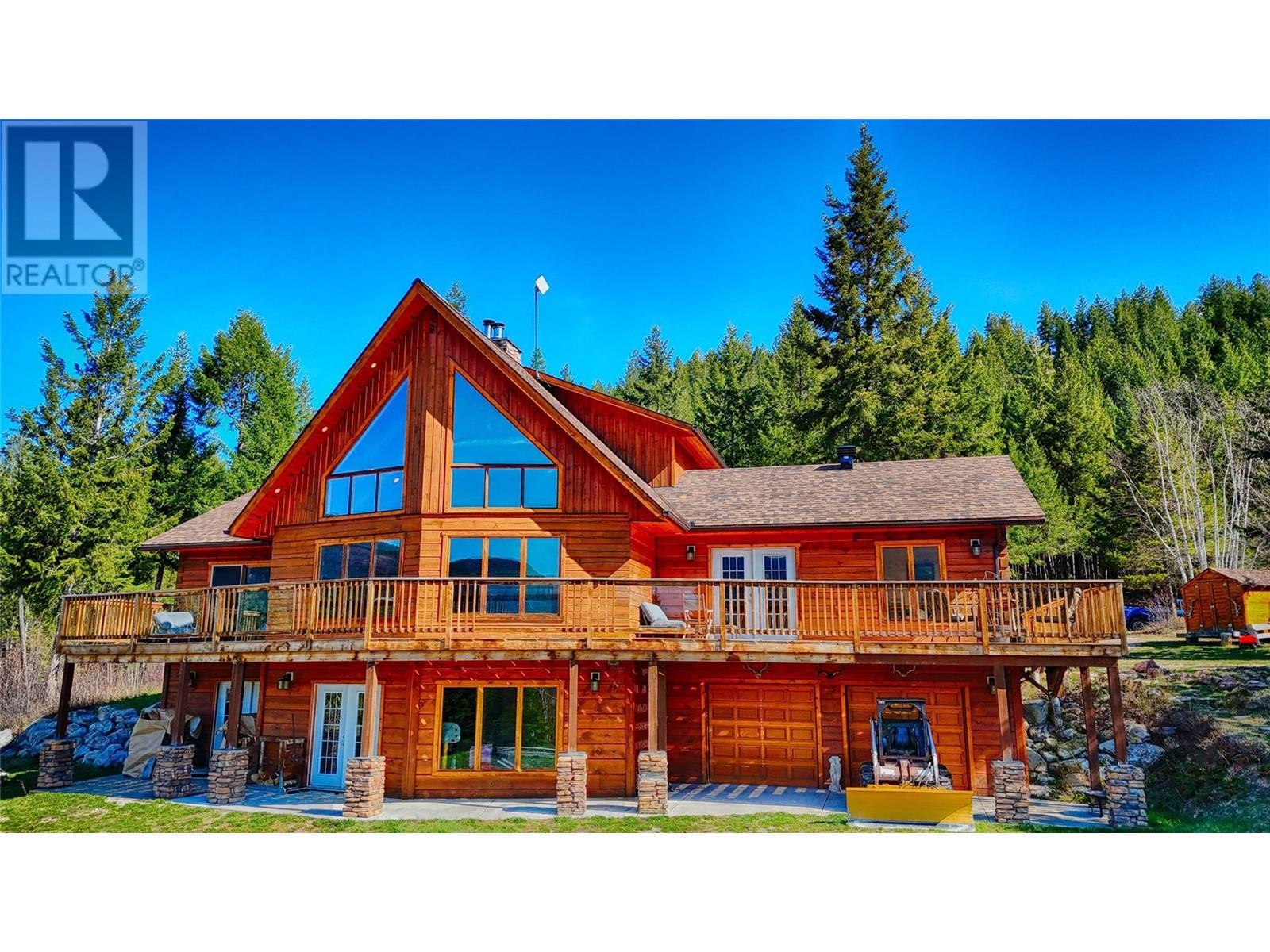110 Highway 95, Spillimacheen, British Columbia  V0A 1P0 - Photo 4 - 10344507