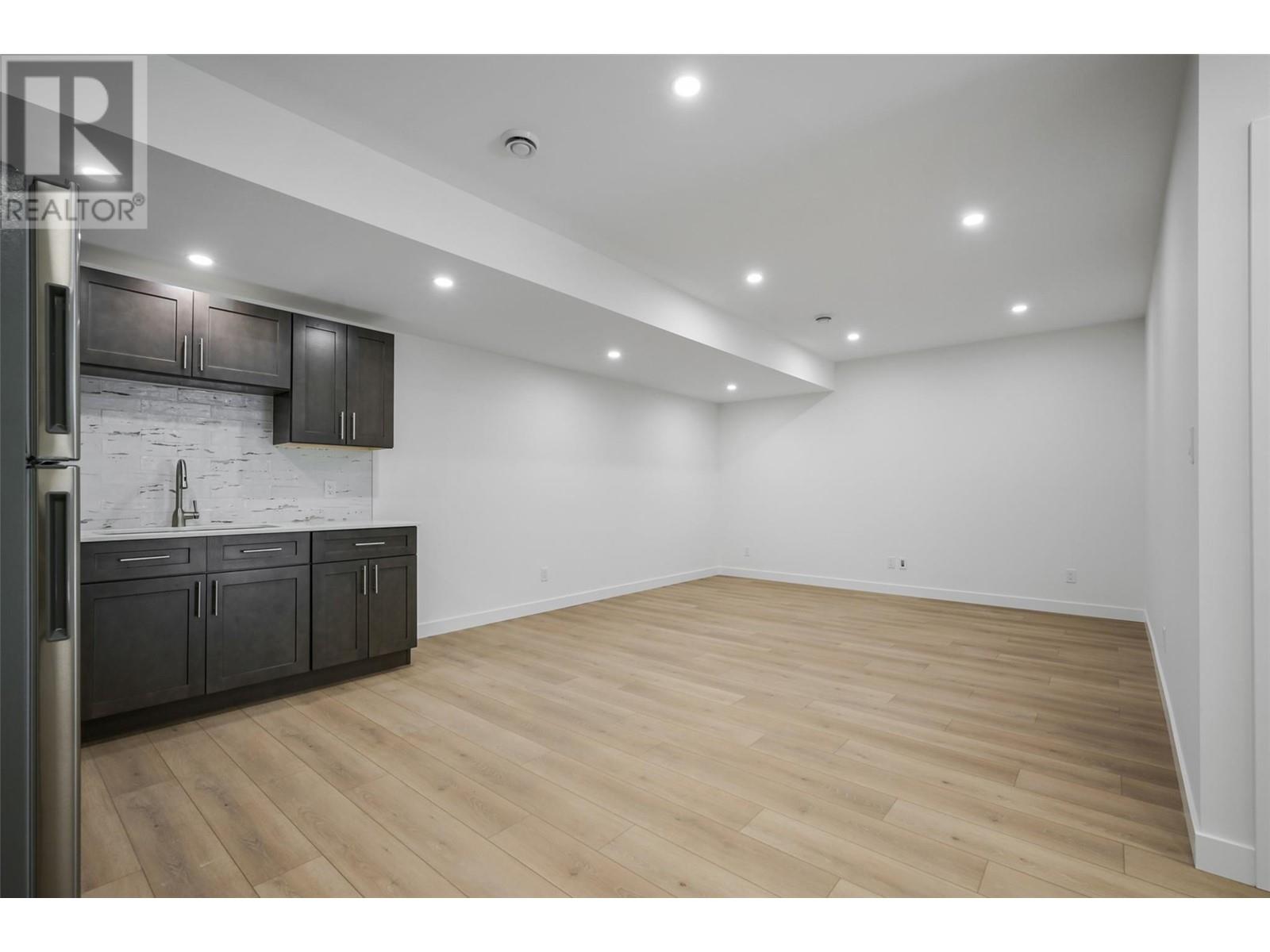 725 10 Avenue Unit# 3, Invermere, British Columbia  V0A 1K0 - Photo 39 - 10344835
