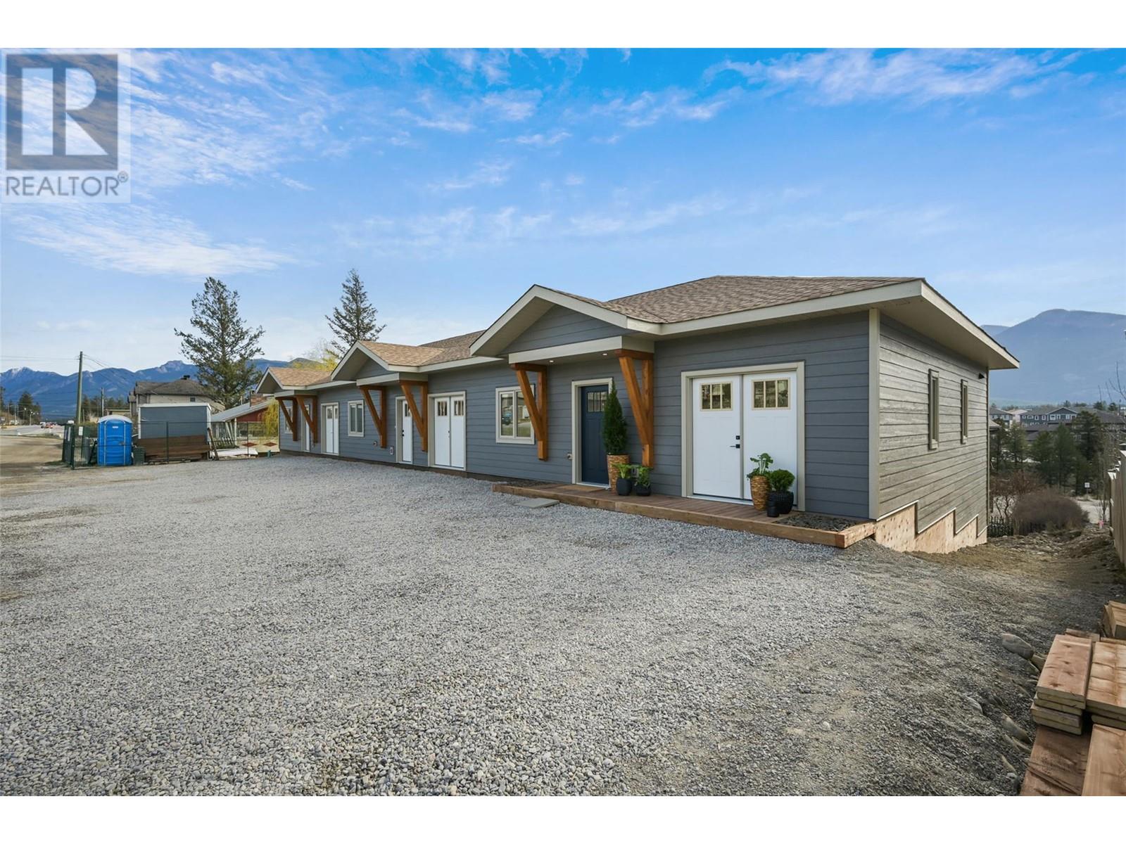 725 10 Avenue Unit# 3, Invermere, British Columbia  V0A 1K0 - Photo 4 - 10344835
