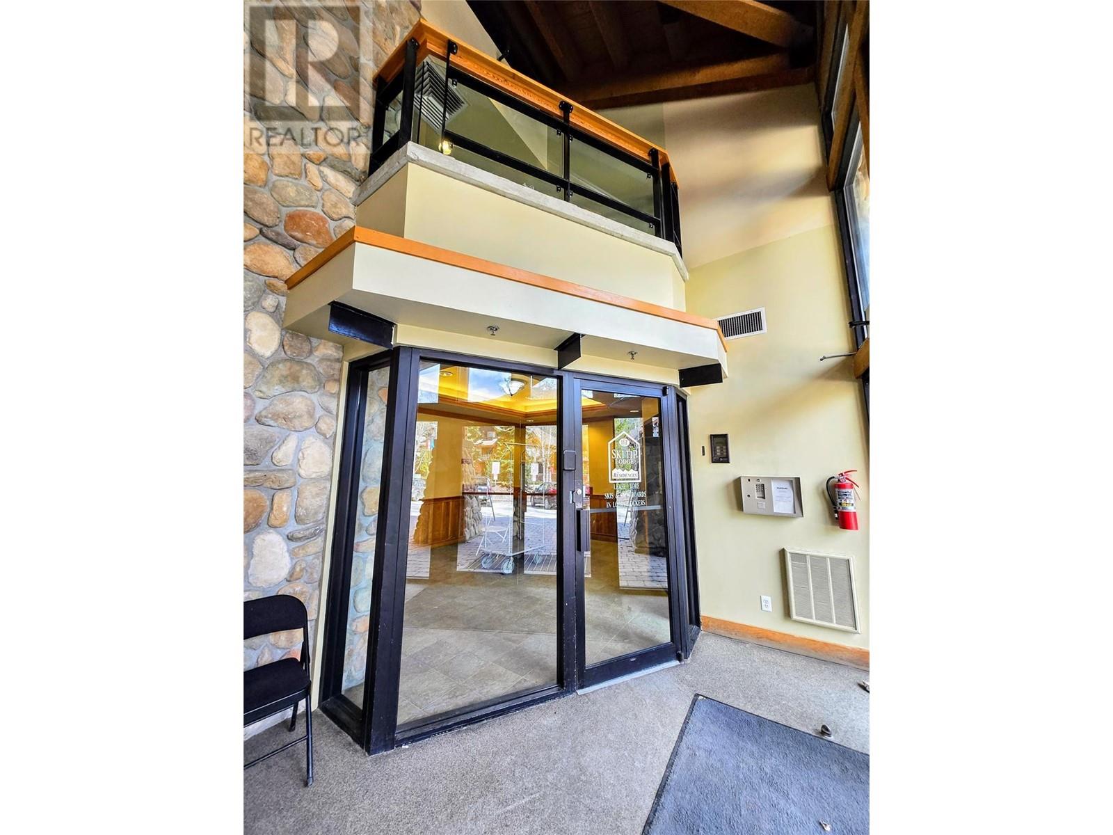 2050 Summit Drive Unit# 201, Panorama, British Columbia  V0A 1T0 - Photo 14 - 10344511