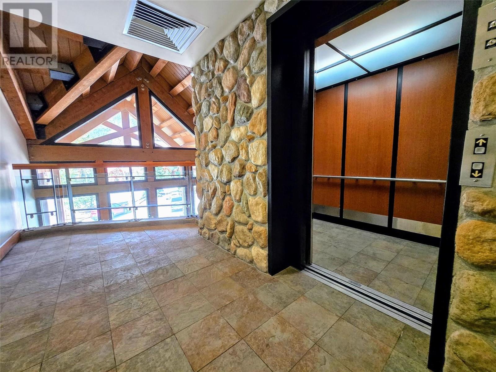 2050 Summit Drive Unit# 201, Panorama, British Columbia  V0A 1T0 - Photo 17 - 10344511