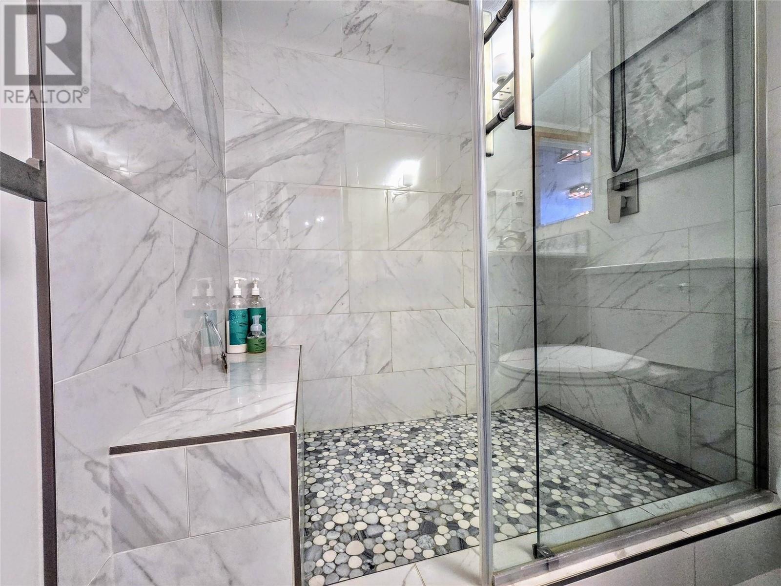 2050 Summit Drive Unit# 201, Panorama, British Columbia  V0A 1T0 - Photo 8 - 10344511