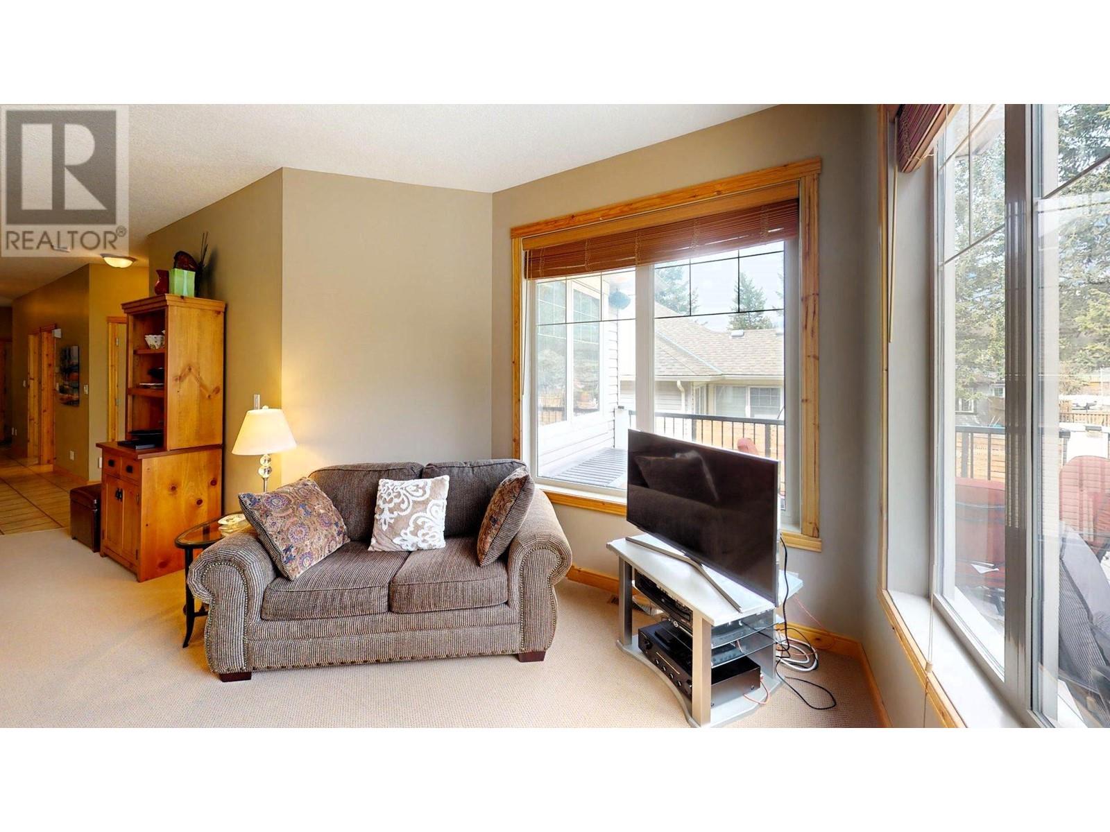 4886 Ridge Road, Radium Hot Springs, British Columbia  V0A 1M0 - Photo 10 - 10344958