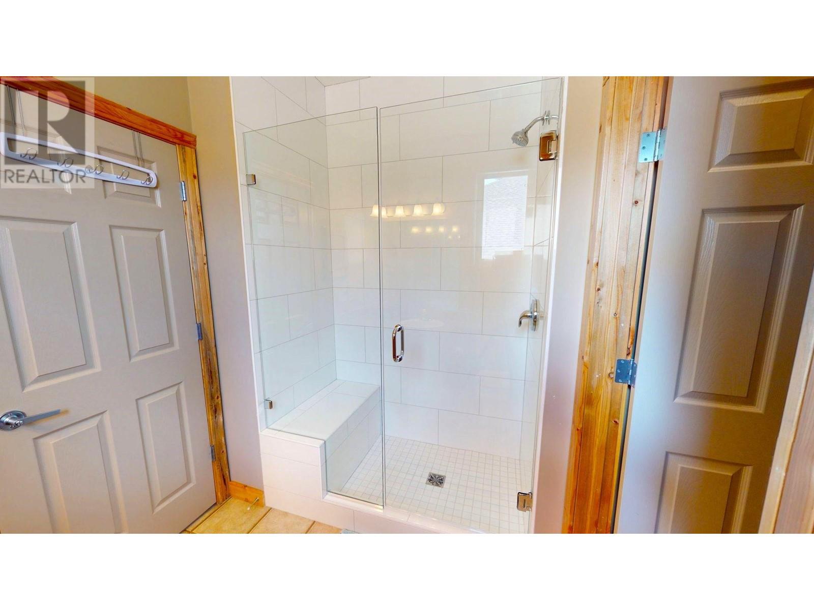 4886 Ridge Road, Radium Hot Springs, British Columbia  V0A 1M0 - Photo 29 - 10344958