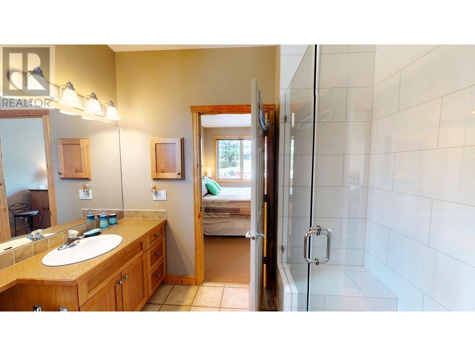 4886 Ridge Road, Radium Hot Springs, British Columbia  V0A 1M0 - Photo 31 - 10344958