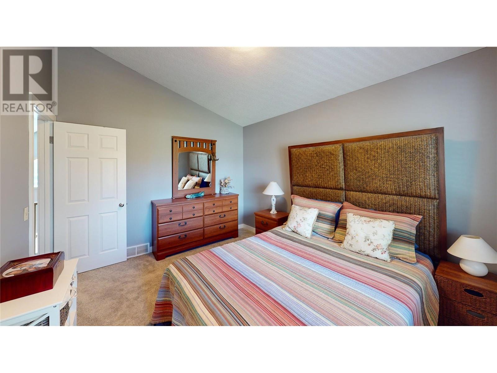4868 Riverview Drive Unit# 8, Edgewater, British Columbia  V0A 1E0 - Photo 15 - 10344871