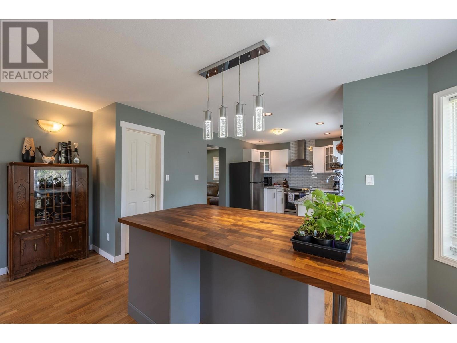 1424 Deer Ridge Road, Golden, British Columbia  V0A 1H1 - Photo 11 - 10345173