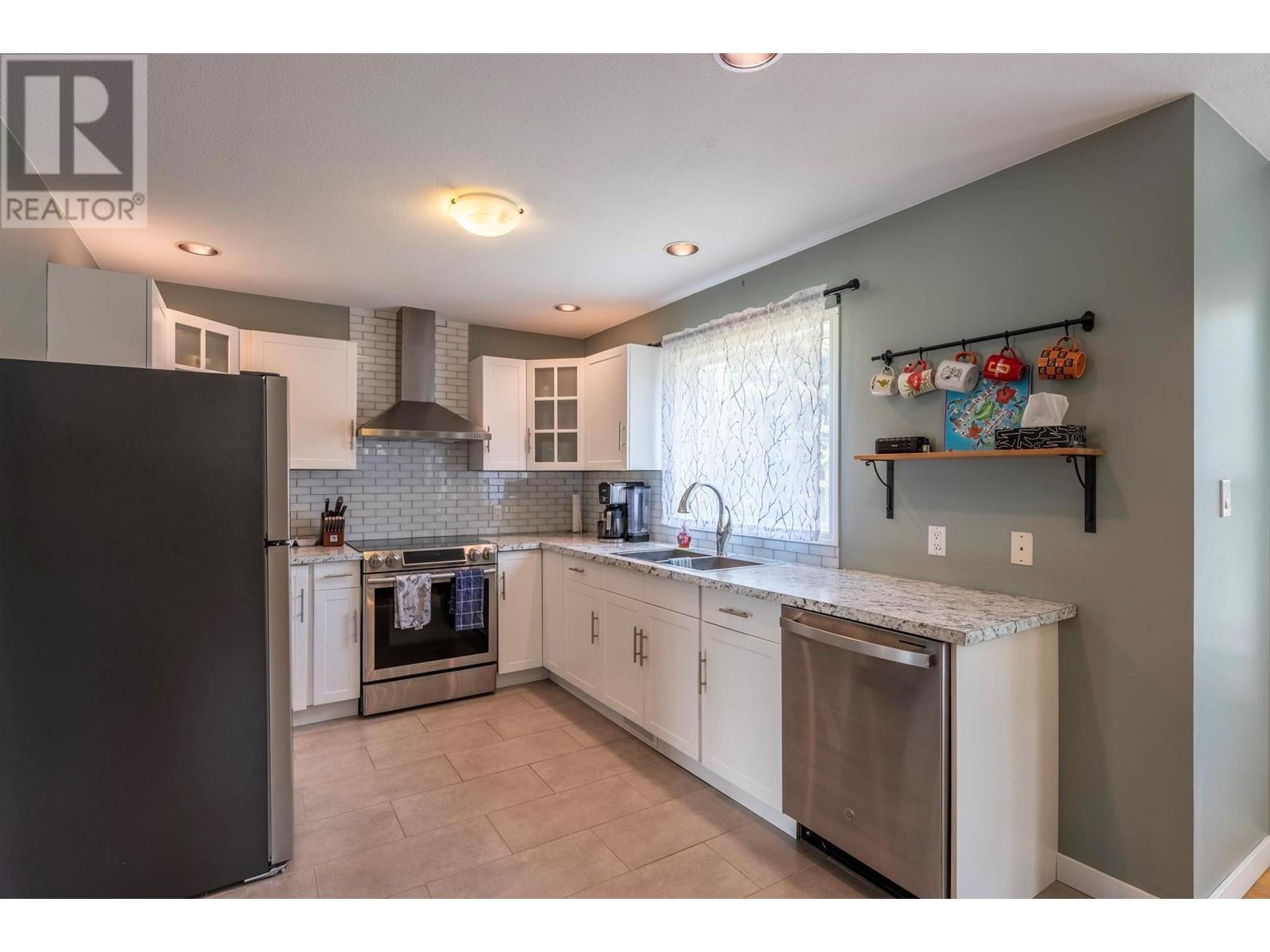 1424 Deer Ridge Road, Golden, British Columbia  V0A 1H1 - Photo 15 - 10345173