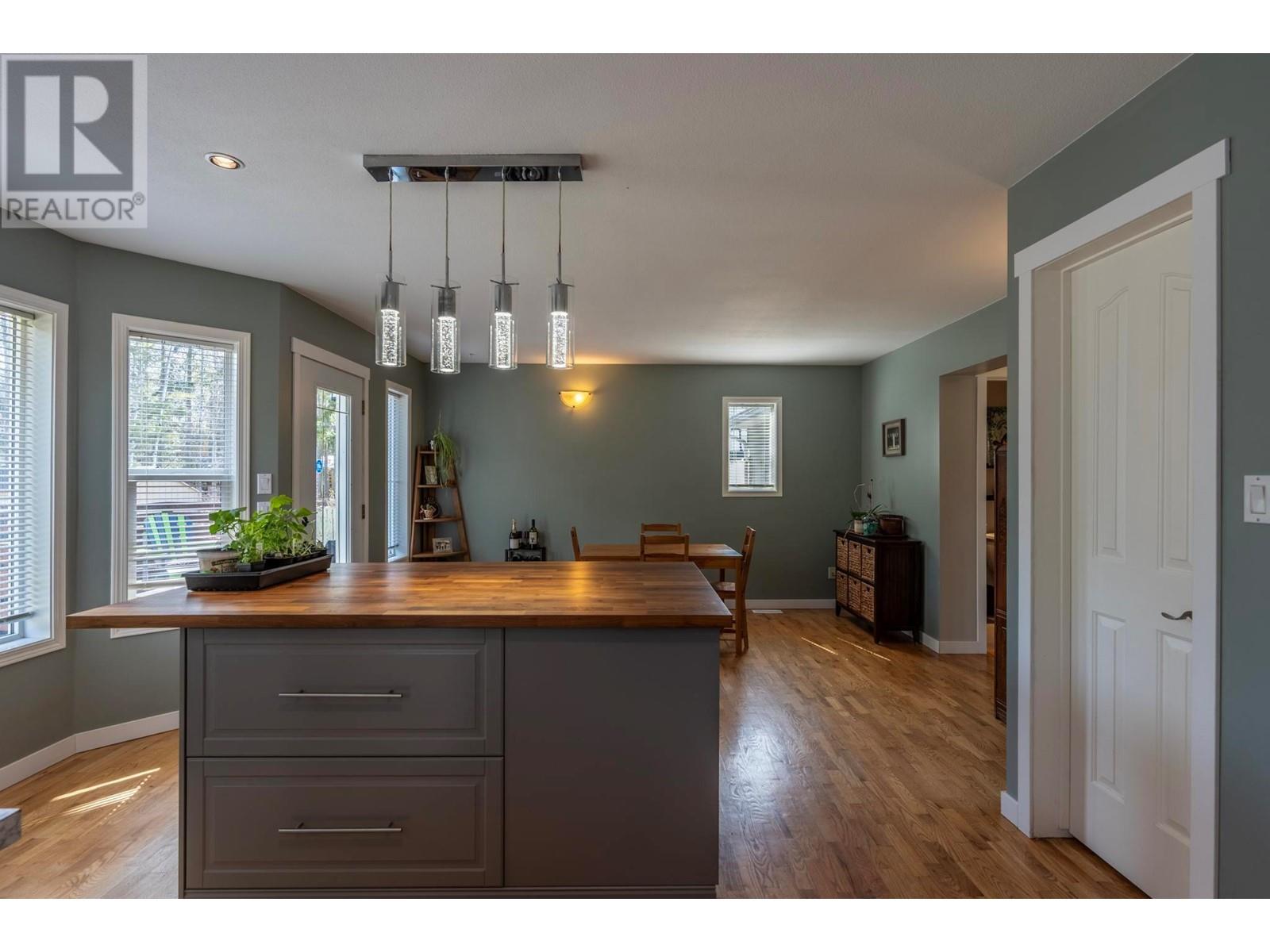 1424 Deer Ridge Road, Golden, British Columbia  V0A 1H1 - Photo 17 - 10345173