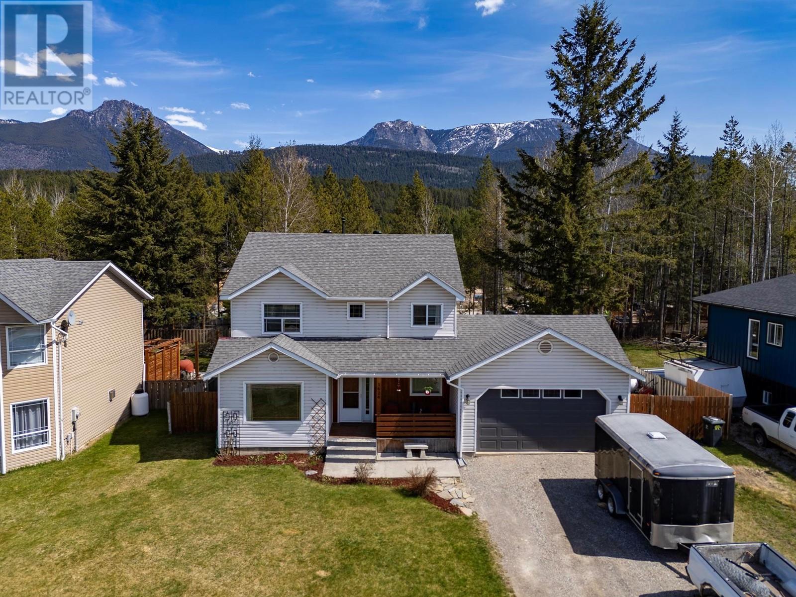 1424 Deer Ridge Road, Golden, British Columbia  V0A 1H1 - Photo 2 - 10345173