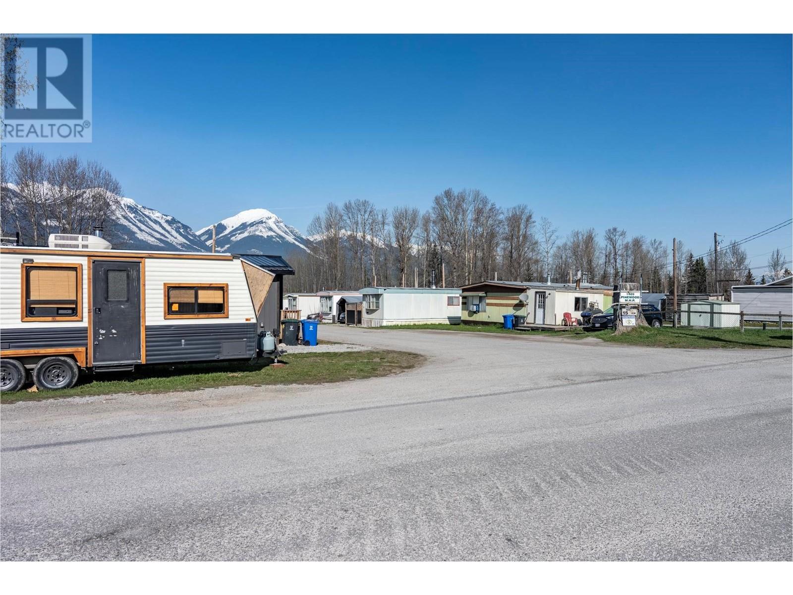 1409 11th Avenue N, Golden, British Columbia  V0A 1H2 - Photo 11 - 10345169