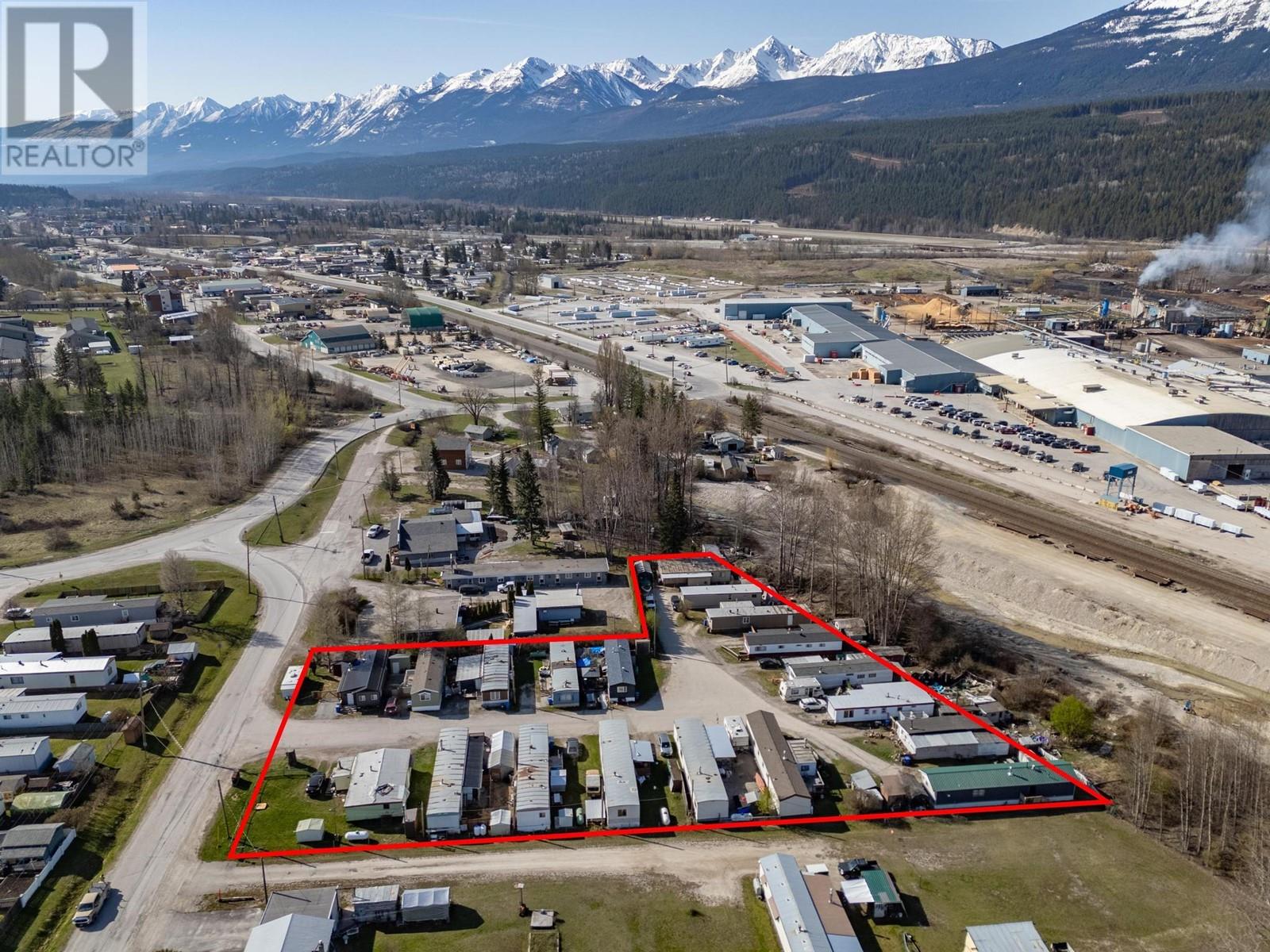 1409 11th Avenue N, Golden, British Columbia  V0A 1H2 - Photo 15 - 10345169