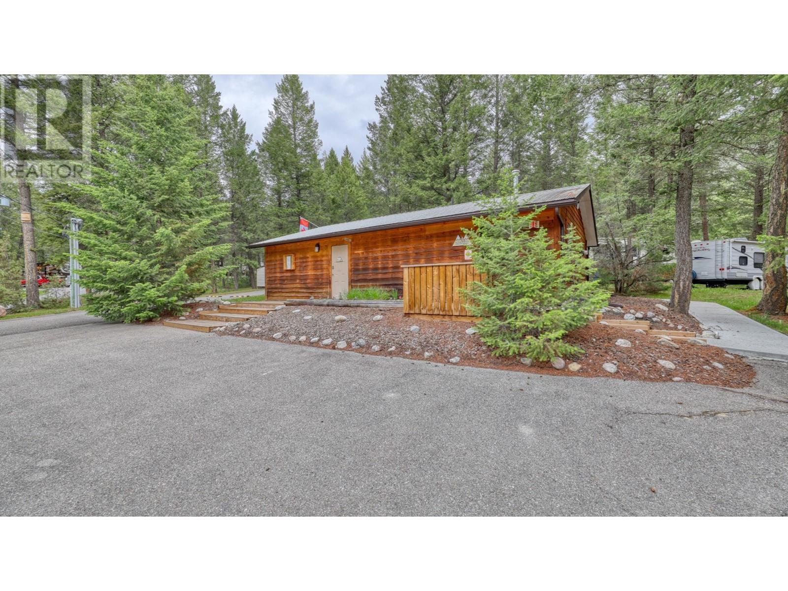 8523 Eacrett Road Unit# 60, Radium Hot Springs, British Columbia  V0A 1M0 - Photo 11 - 10345182