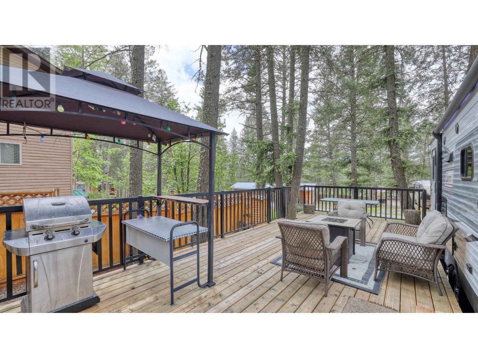 8523 Eacrett Road Unit# 60, Radium Hot Springs, British Columbia  V0A 1M0 - Photo 3 - 10345182