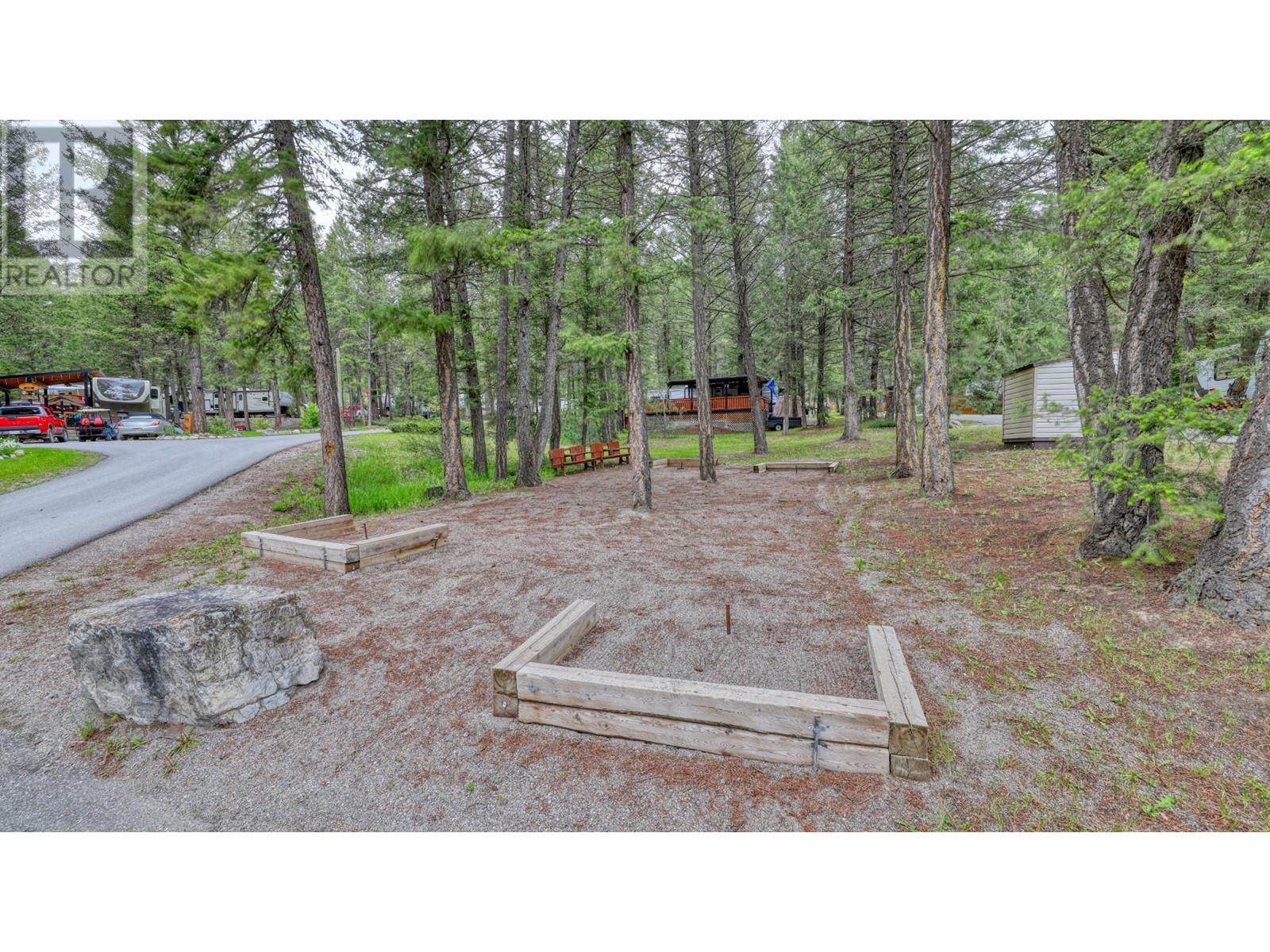 8523 Eacrett Road Unit# 60, Radium Hot Springs, British Columbia  V0A 1M0 - Photo 7 - 10345182