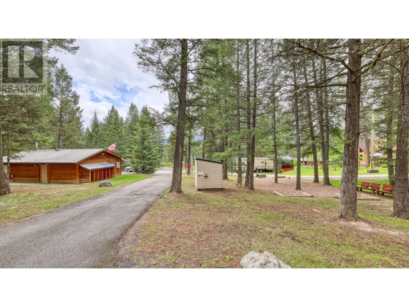 8523 Eacrett Road Unit# 60, Radium Hot Springs, British Columbia  V0A 1M0 - Photo 8 - 10345182