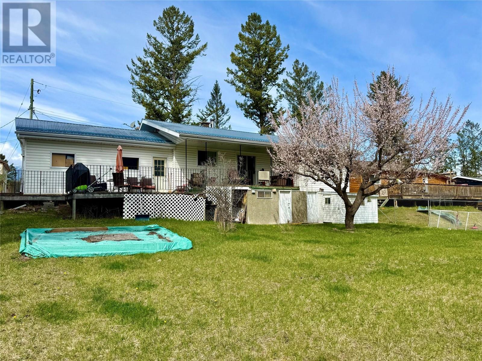 121 11th Avenue, Invermere, British Columbia  V0A 1K0 - Photo 23 - 10345417