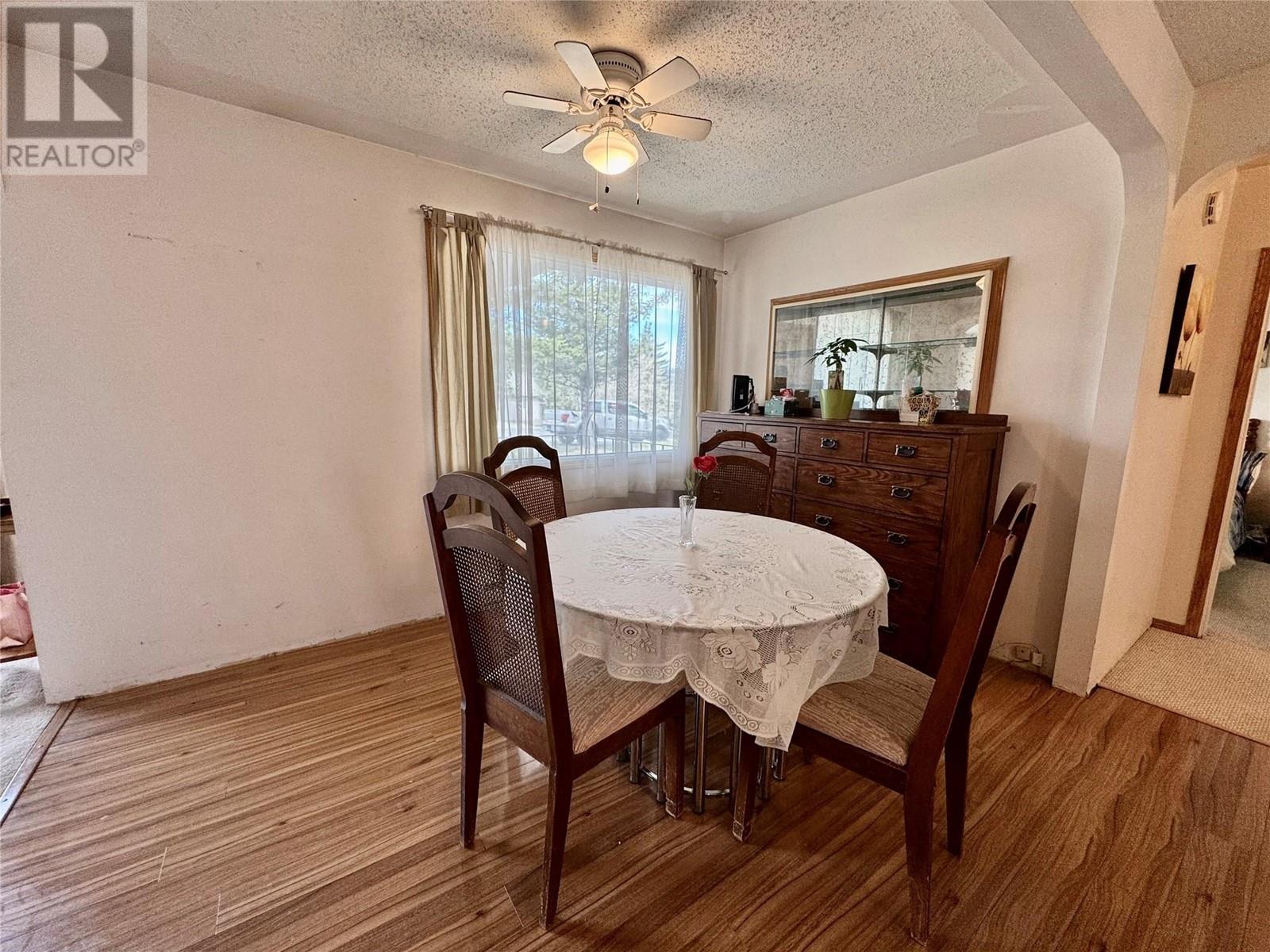 121 11th Avenue, Invermere, British Columbia  V0A 1K0 - Photo 5 - 10345417
