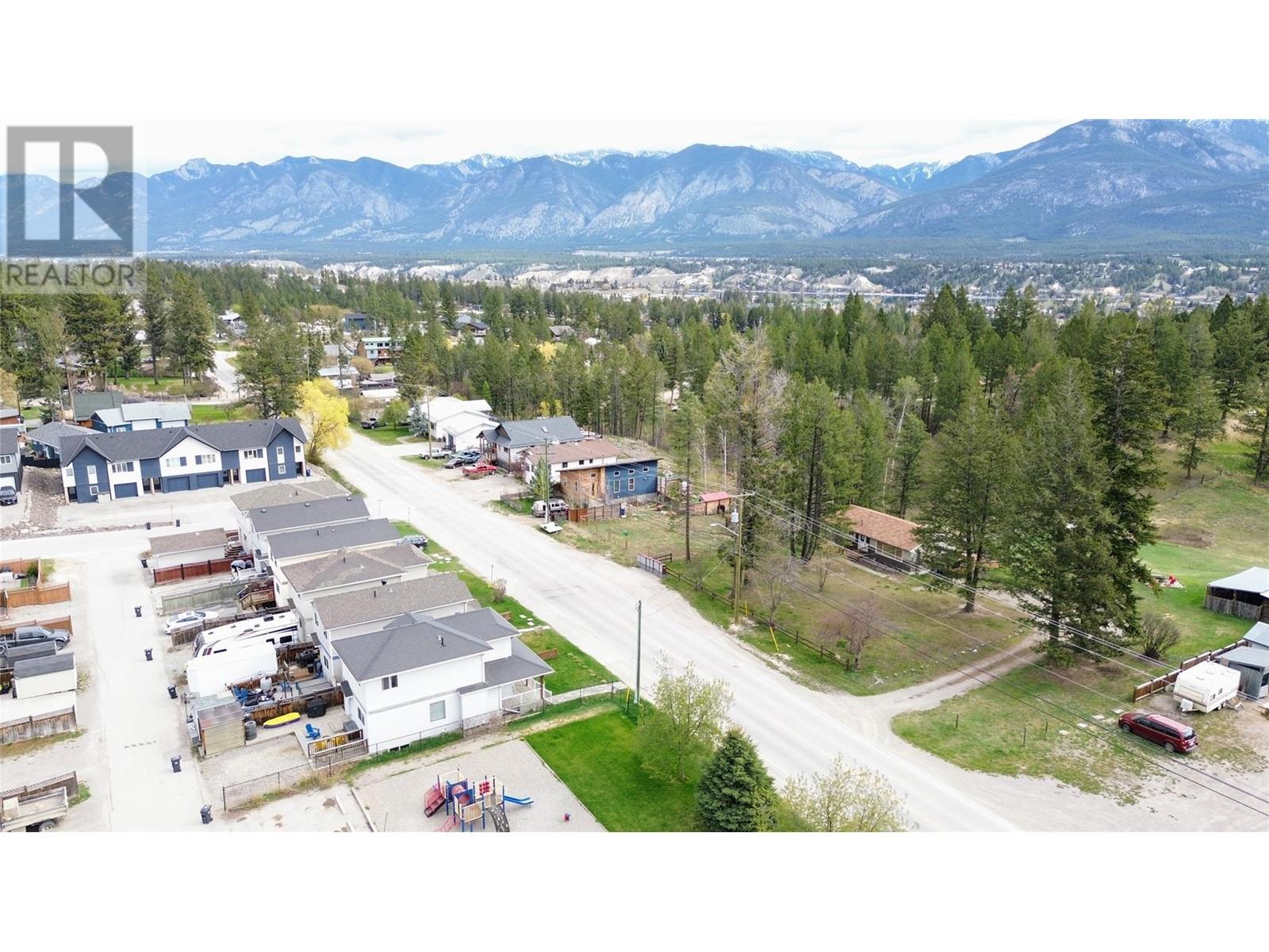 2208 13th Avenue, Invermere, British Columbia  V0A 1K4 - Photo 28 - 10333780