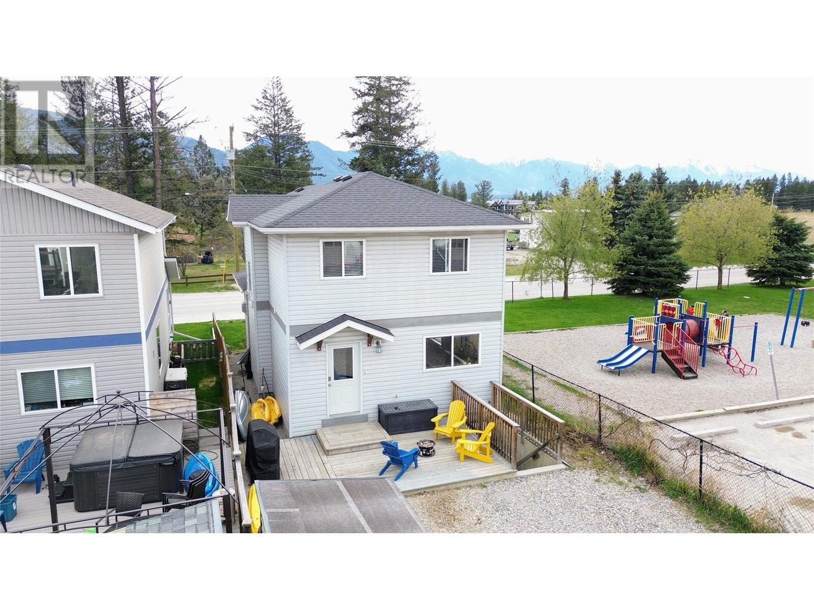 2208 13th Avenue, Invermere, British Columbia  V0A 1K4 - Photo 32 - 10333780