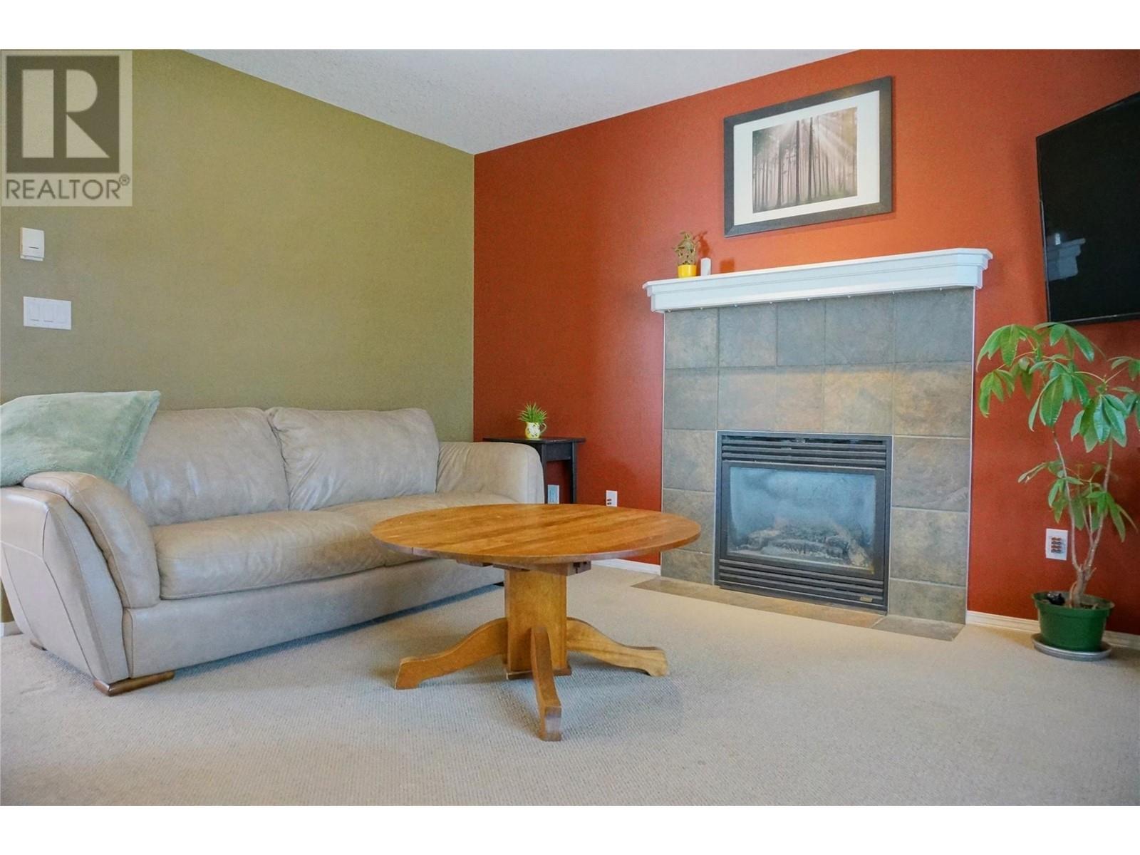 2208 13th Avenue, Invermere, British Columbia  V0A 1K4 - Photo 5 - 10333780