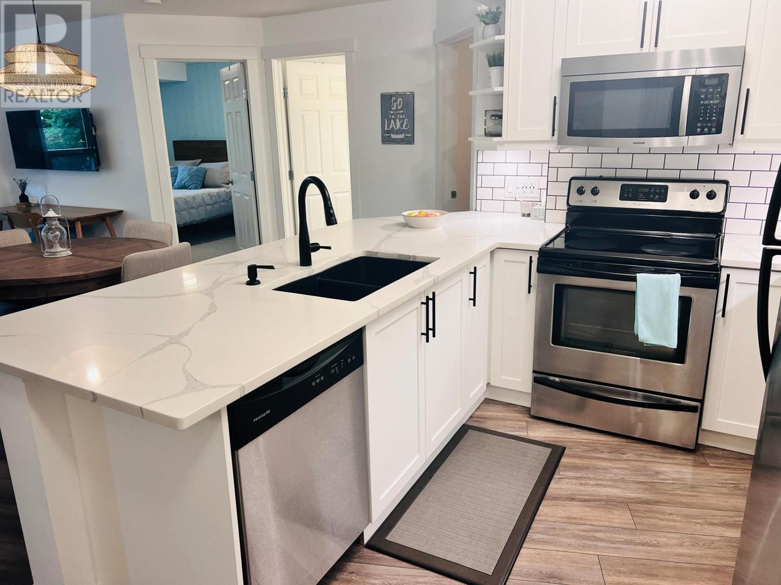 205 Third Avenue Unit# 2217, Invermere, British Columbia  V0A 1K7 - Photo 4 - 10345443