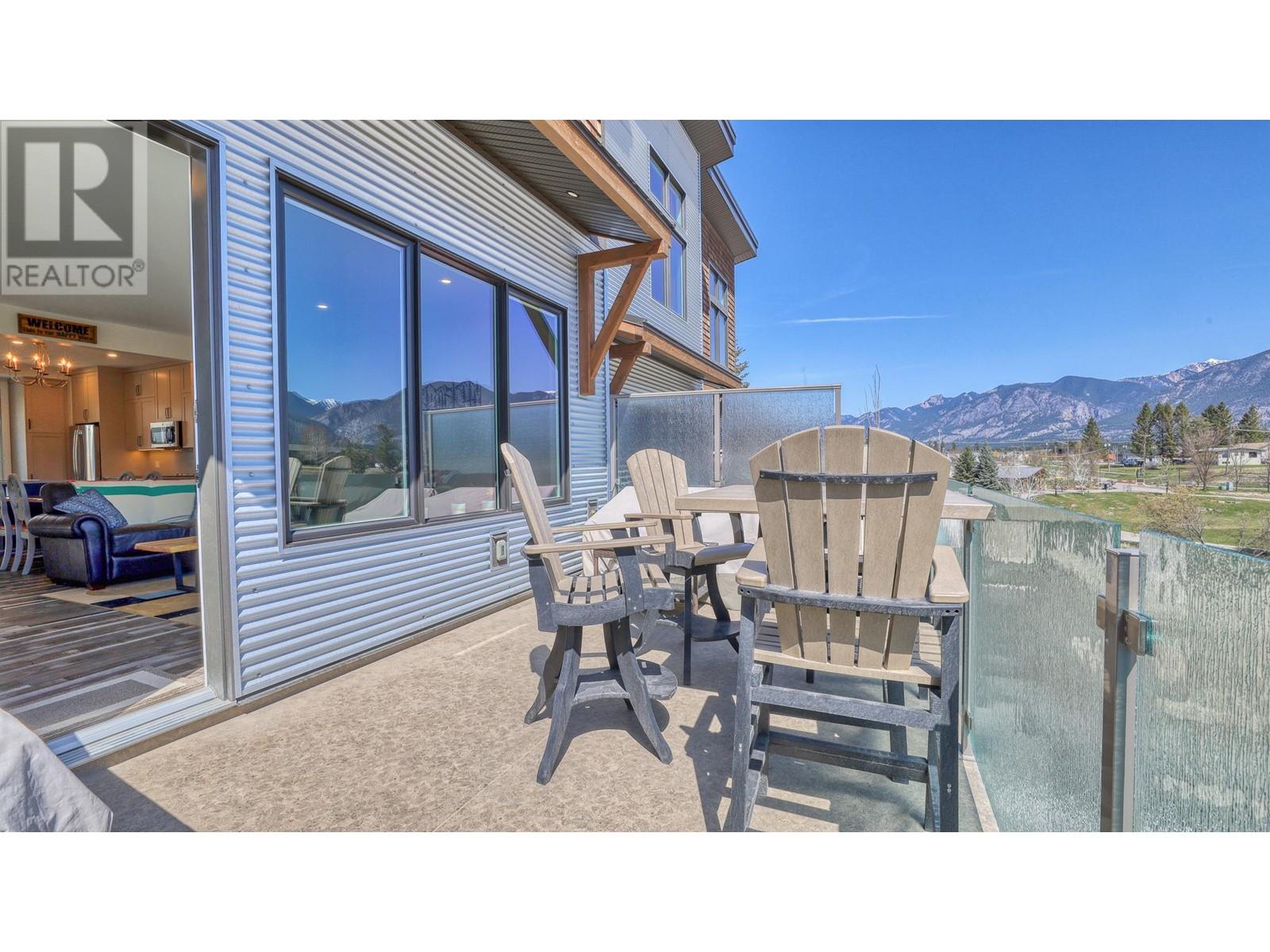 728 9th Avenue, Invermere, British Columbia  V0A 1K0 - Photo 14 - 10345454