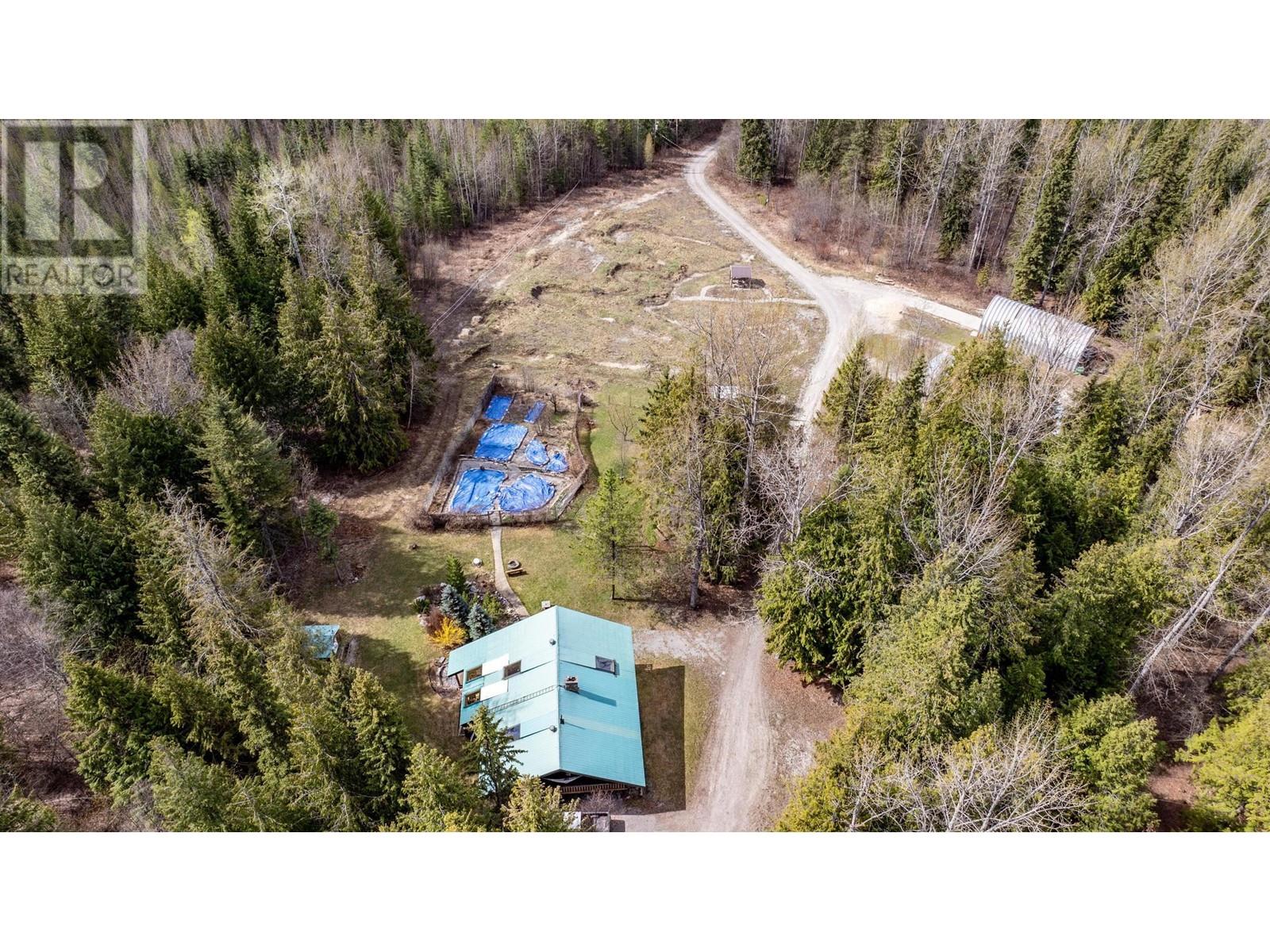 1569 Hartley Road, Golden, British Columbia  V0A 1H1 - Photo 71 - 10345423