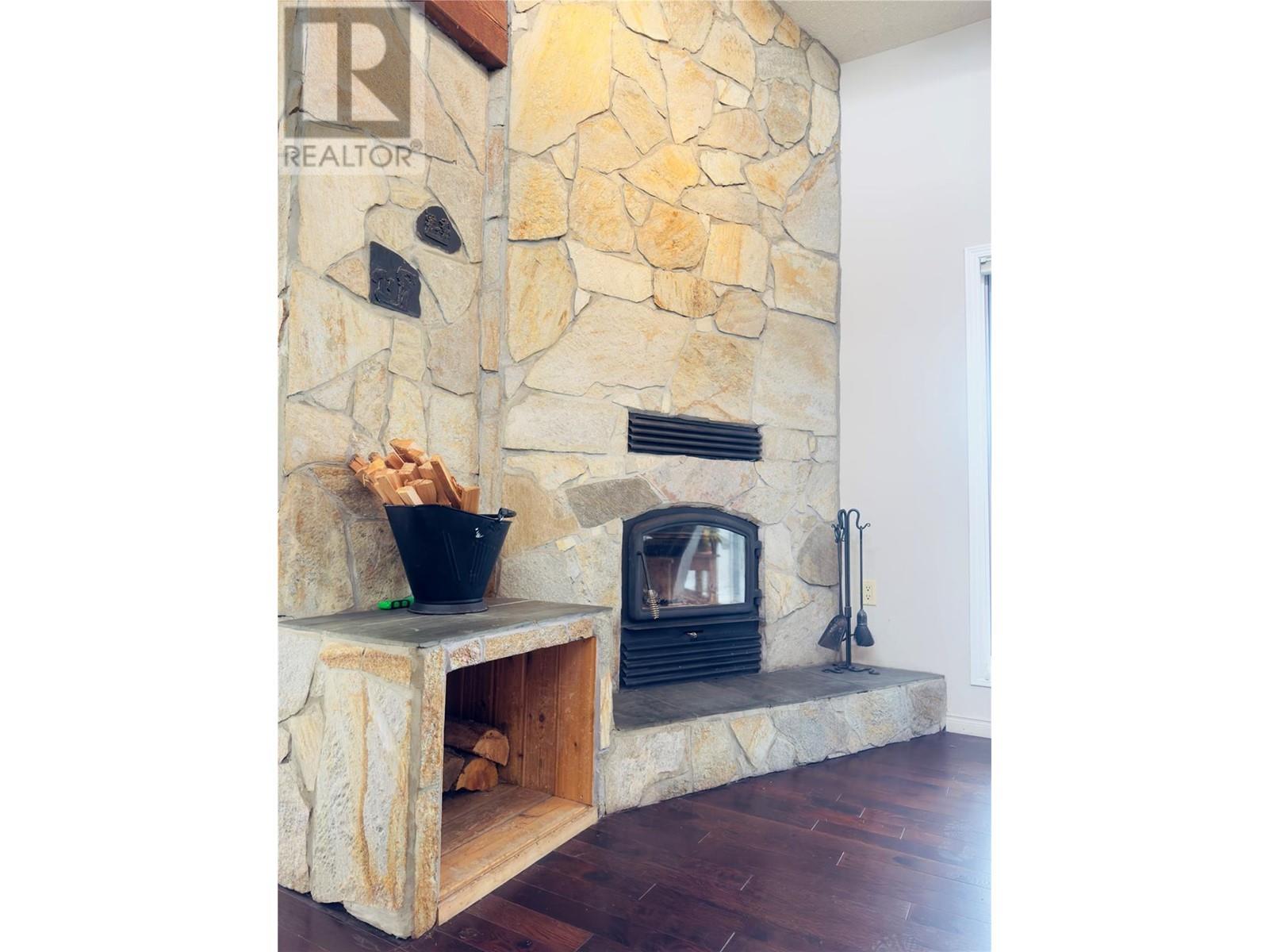 771 Lakeview Drive, Windermere, British Columbia  V0A 1K3 - Photo 23 - 10345780