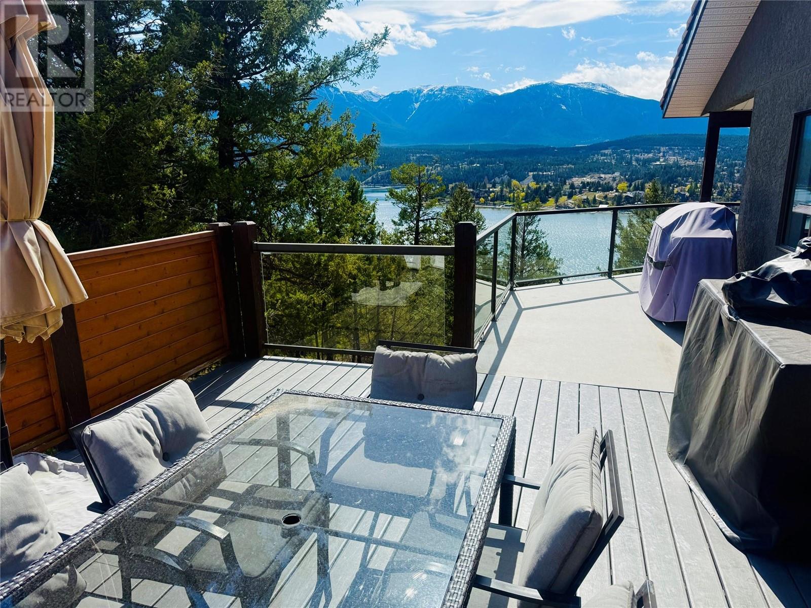 771 Lakeview Drive, Windermere, British Columbia  V0A 1K3 - Photo 3 - 10345780