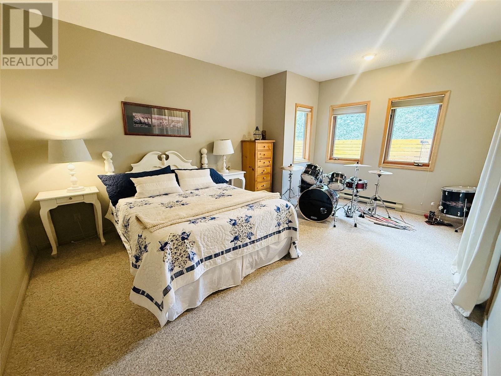 771 Lakeview Drive, Windermere, British Columbia  V0A 1K3 - Photo 57 - 10345780