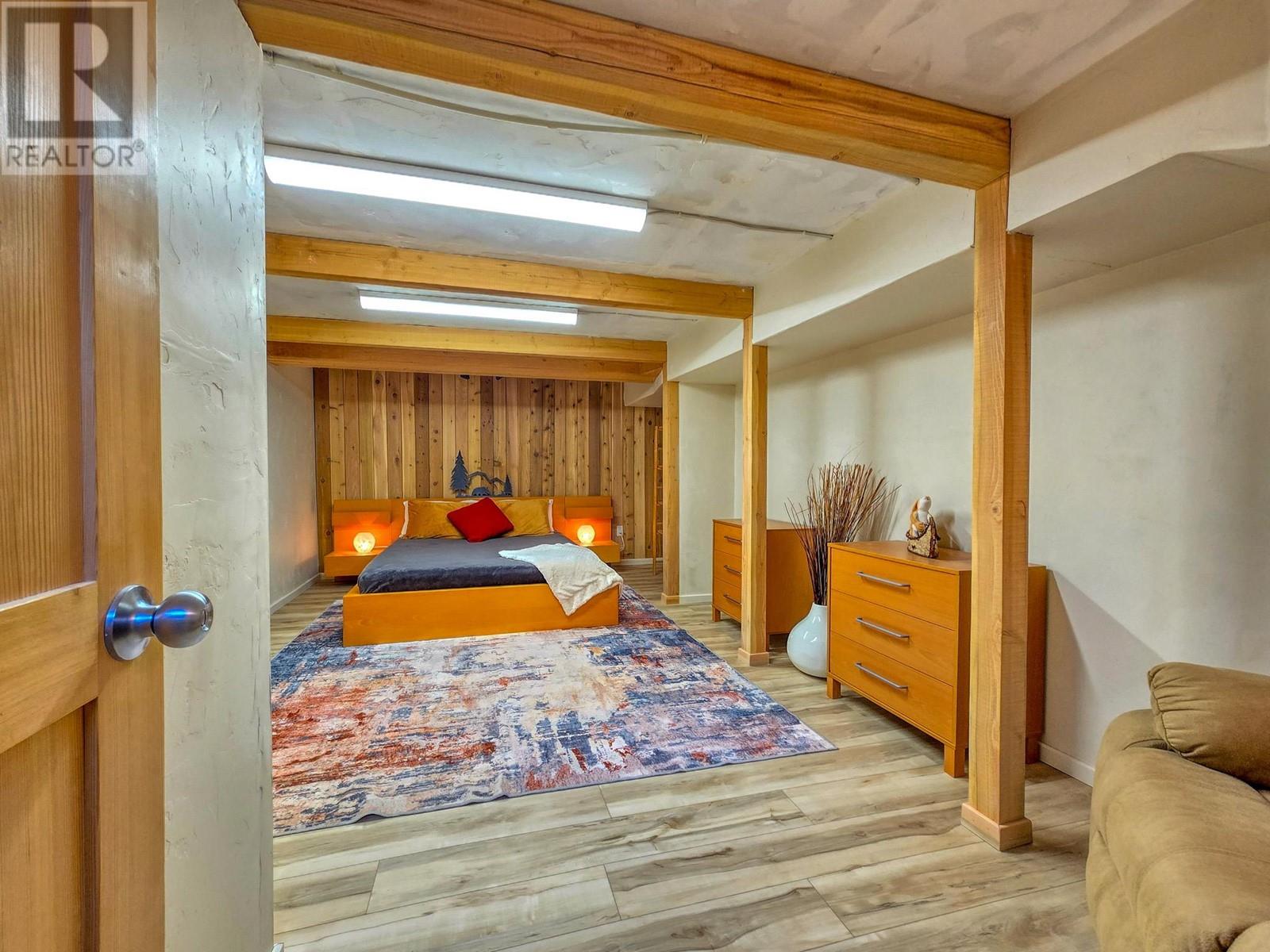 5765 Columbia Road, Edgewater, British Columbia  V0A 1E0 - Photo 15 - 10345473