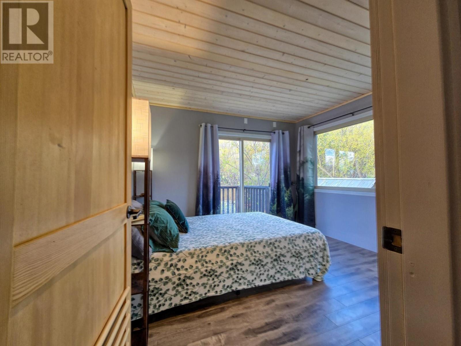 5765 Columbia Road, Edgewater, British Columbia  V0A 1E0 - Photo 27 - 10345473