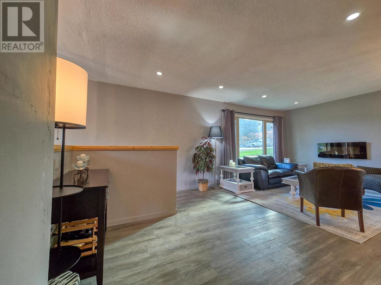 5765 Columbia Road, Edgewater, British Columbia  V0A 1E0 - Photo 32 - 10345473