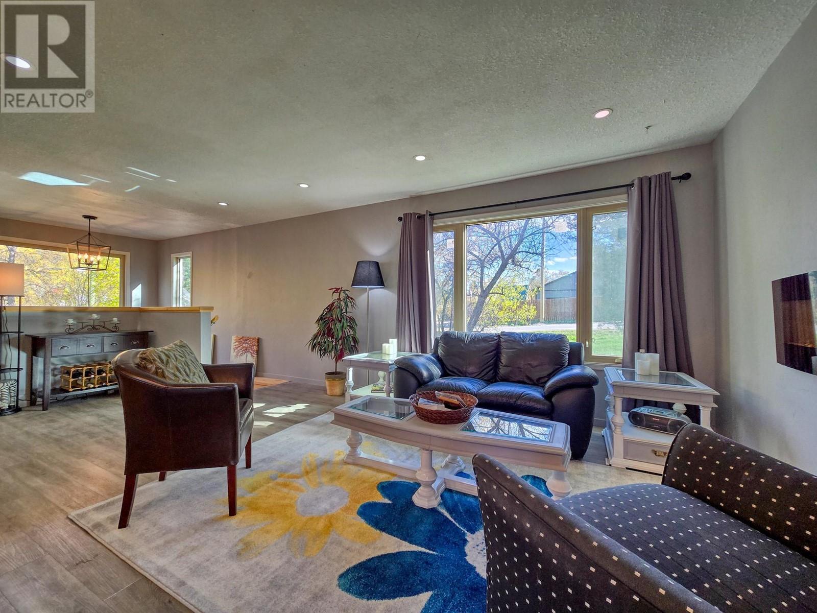 5765 Columbia Road, Edgewater, British Columbia  V0A 1E0 - Photo 34 - 10345473
