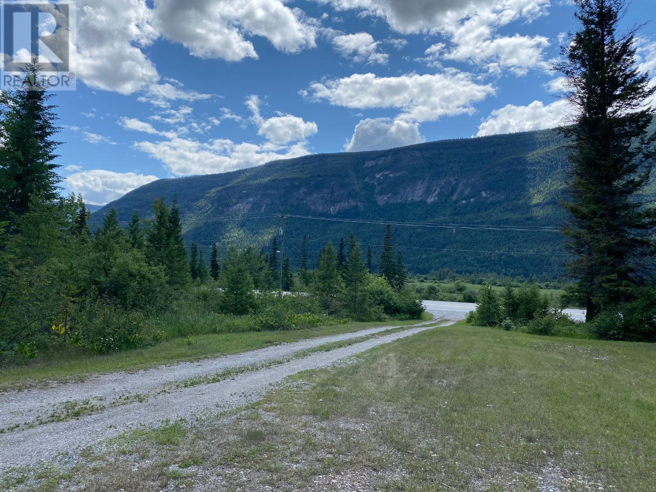5313 95 Highway, Harrogate, British Columbia  V0A 1J0 - Photo 13 - 10346169