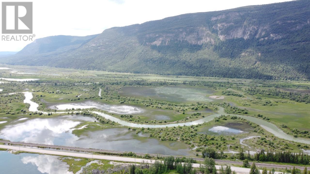 5313 95 Highway, Harrogate, British Columbia  V0A 1J0 - Photo 6 - 10346169