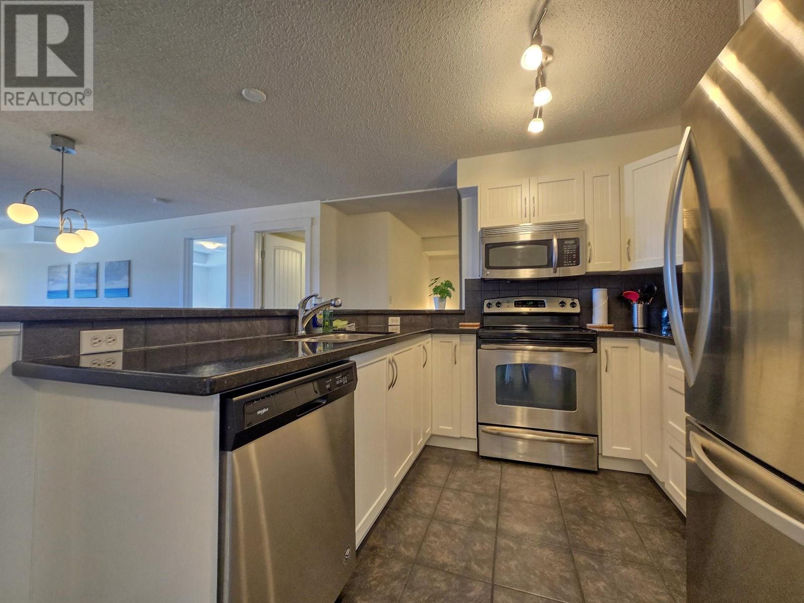 205 Third Avenue Unit# 1306, Invermere, British Columbia  V0A 1K7 - Photo 8 - 10344551