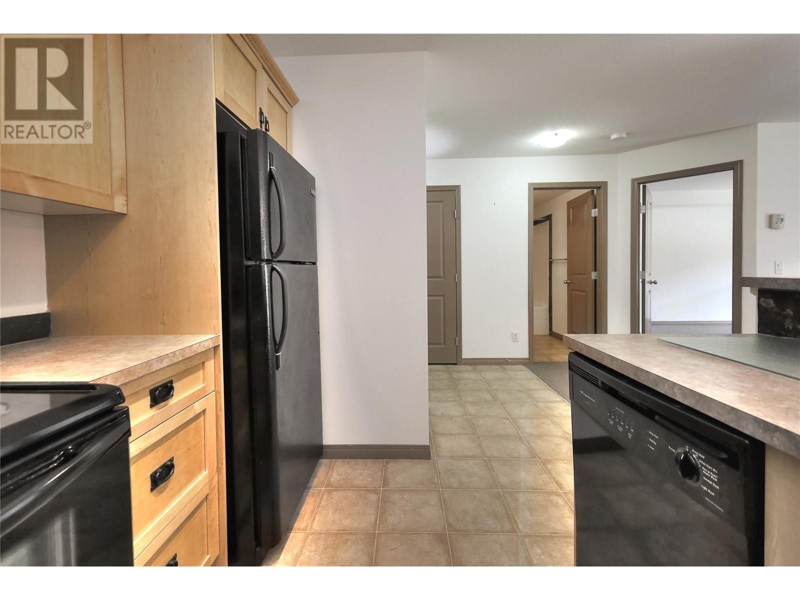4884 Stanley Street Unit# 302, Radium Hot Springs, British Columbia  V0A 1M0 - Photo 25 - 10345372