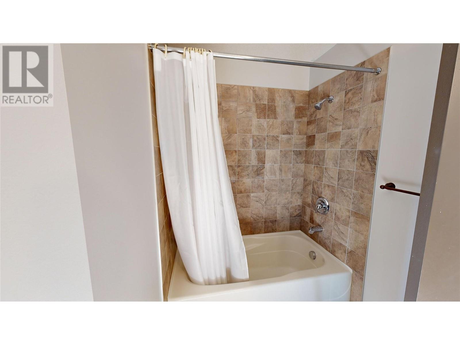 7495 Columbia Avenue Unit# 1101, Radium Hot Springs, British Columbia  V0A 1M0 - Photo 20 - 10346242
