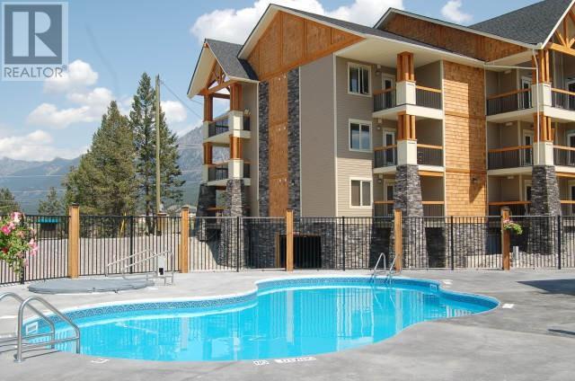 7495 Columbia Avenue Unit# 1101, Radium Hot Springs, British Columbia  V0A 1M0 - Photo 31 - 10346242