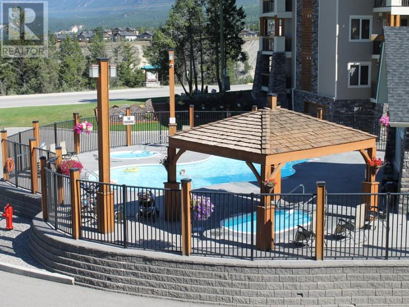 7495 Columbia Avenue Unit# 1101, Radium Hot Springs, British Columbia  V0A 1M0 - Photo 33 - 10346242