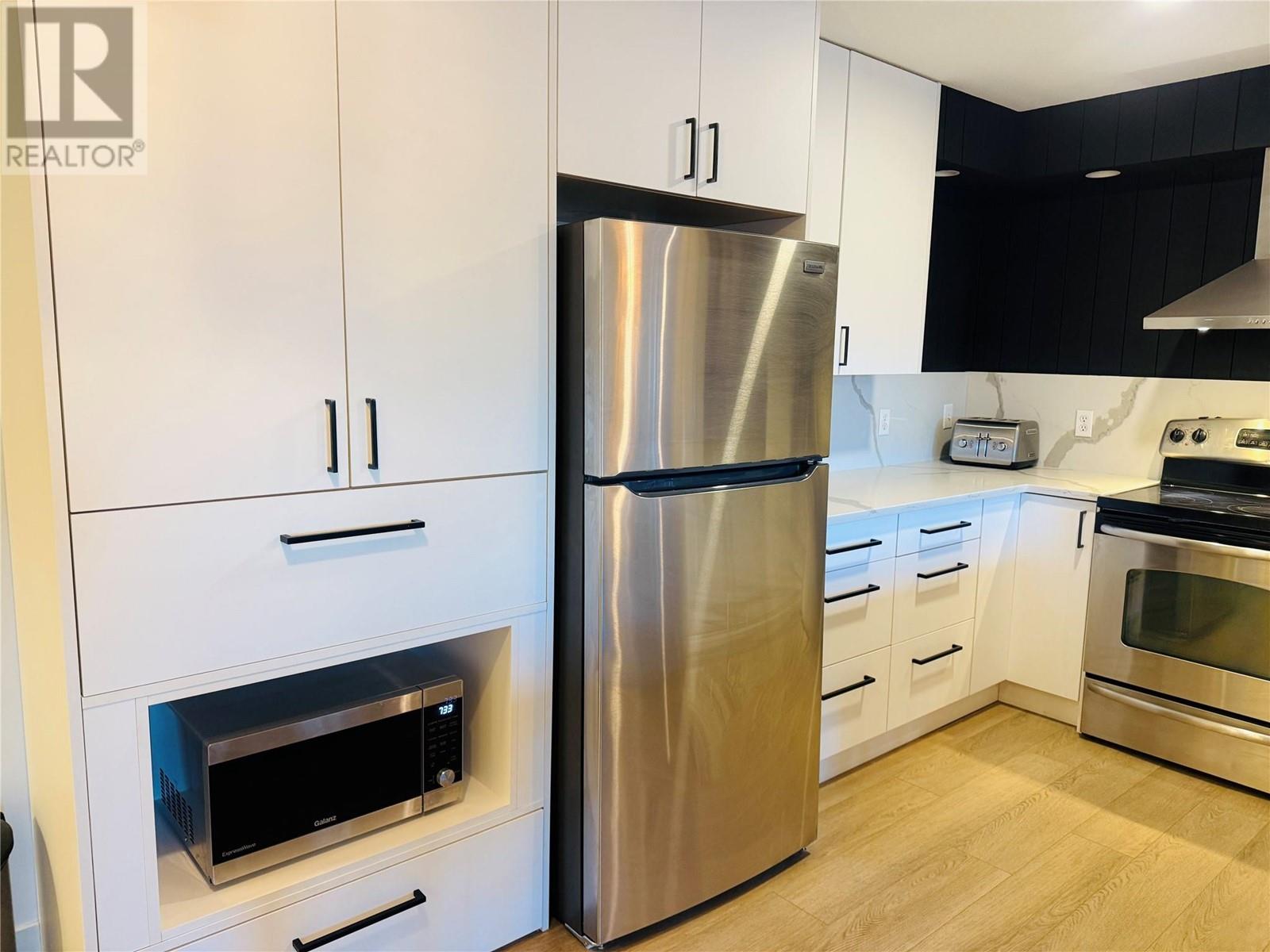 205 Third Avenue Unit# 2102, Invermere, British Columbia  V0A 1K0 - Photo 3 - 10346492