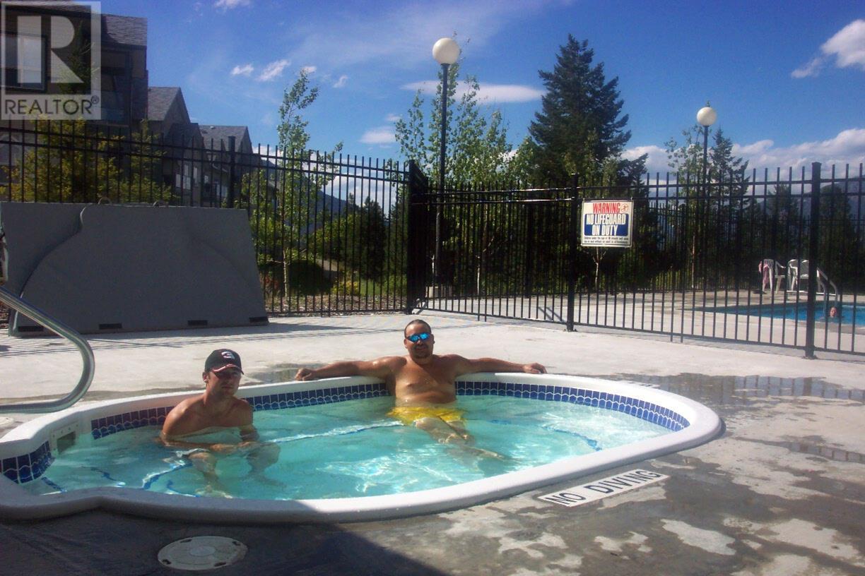 4767 Forsters Landing Unit# 312, Radium Hot Springs, British Columbia  V0A 1M0 - Photo 40 - 10346473