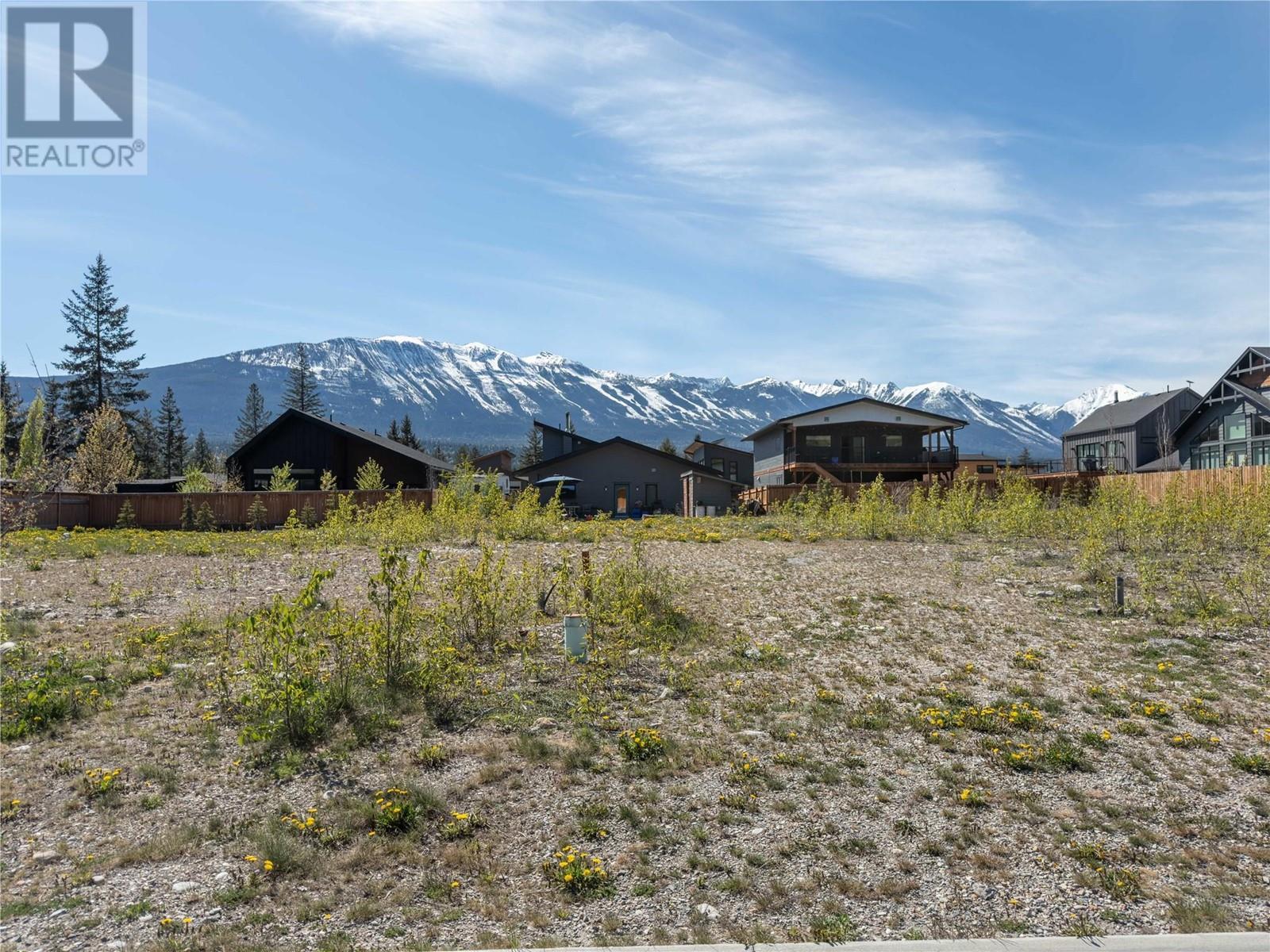 1612 Cedar Street, Golden, British Columbia  V0A 1H6 - Photo 1 - 10346794