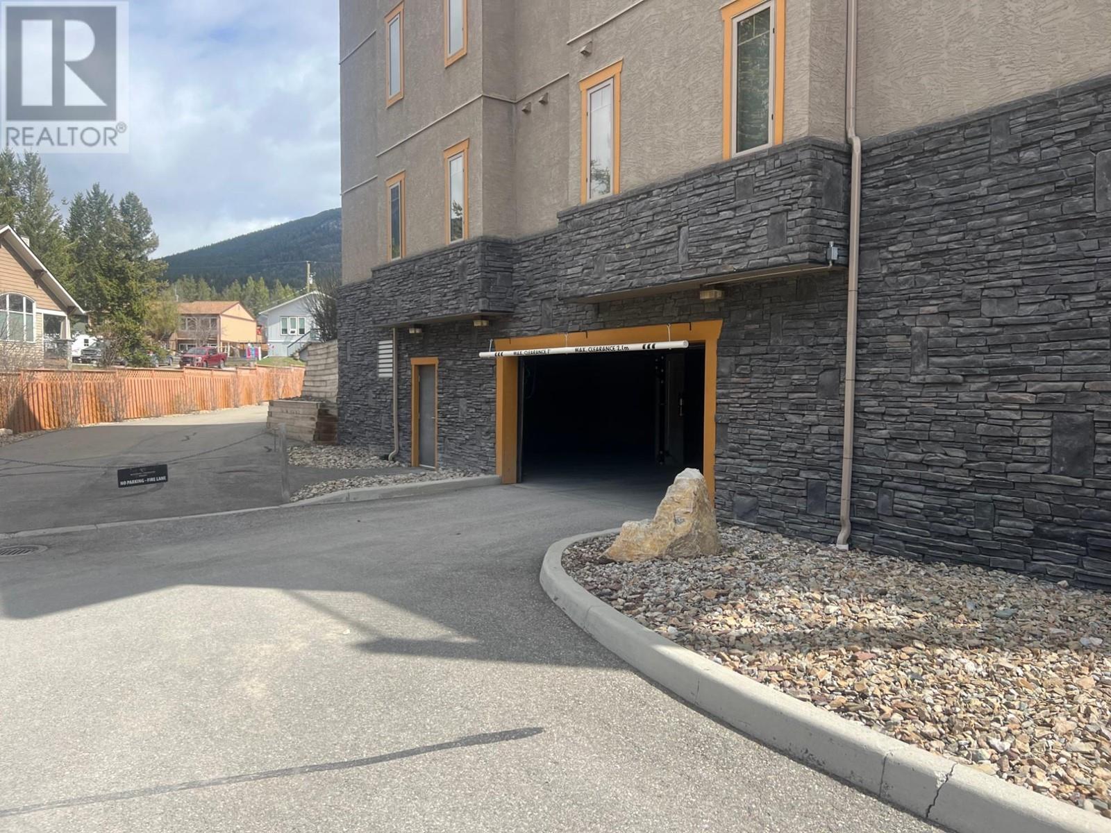 700 Bighorn Boulevard Unit# 713b, Radium Hot Springs, British Columbia  V0A 1M0 - Photo 18 - 10346349